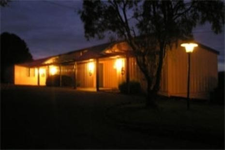 Caves Motor Inn Te Kuiti Exterior photo