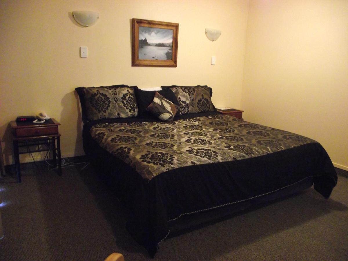Caves Motor Inn Te Kuiti Exterior photo